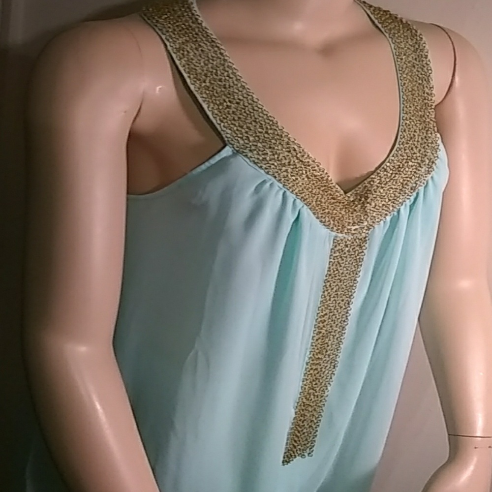 Dress - Picture 8 of 8
